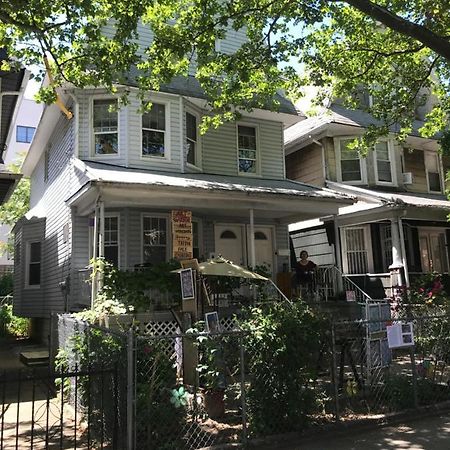 Classical American Homestay House New York Eksteriør billede