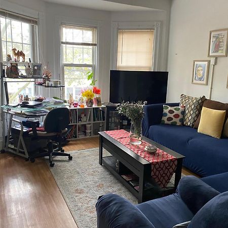 Classical American Homestay House New York Eksteriør billede