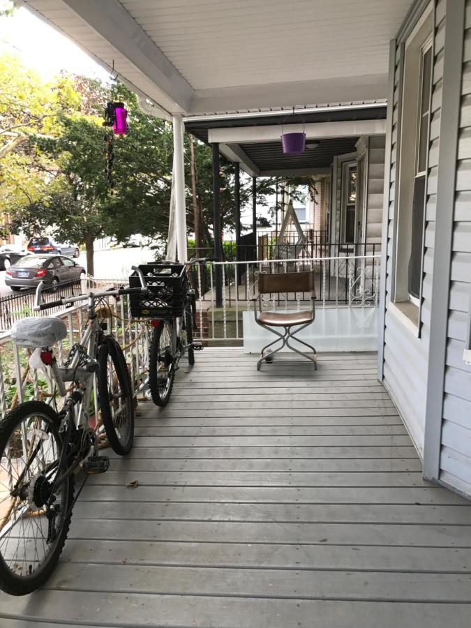 Classical American Homestay House New York Eksteriør billede