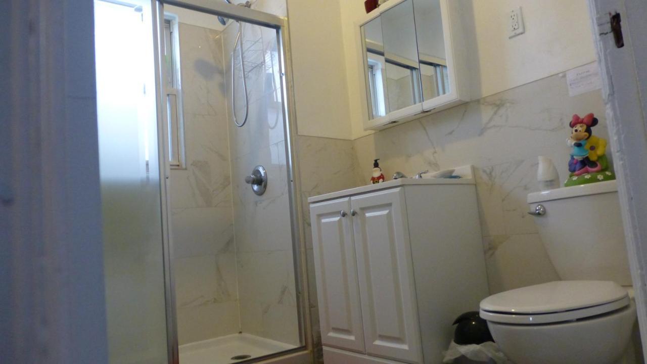 Classical American Homestay House New York Eksteriør billede