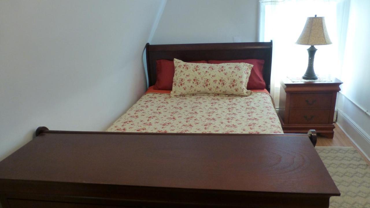 Classical American Homestay House New York Eksteriør billede
