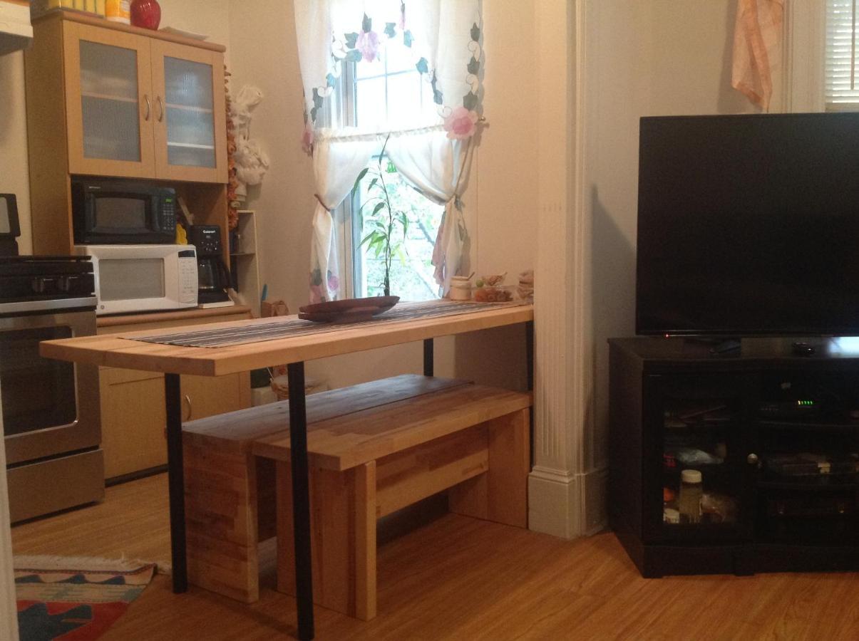 Classical American Homestay House New York Eksteriør billede